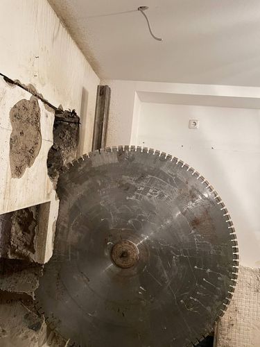 Wandsägearbeiten zur Realisierung neuer Raumkonzepte
